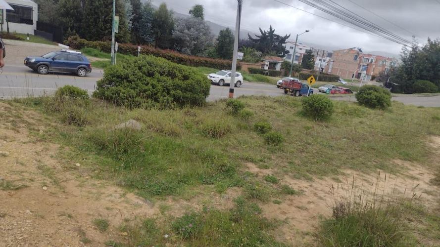 Lote en venta en Coeducadores, Tunja, 1529 m² · foto 6 de 9