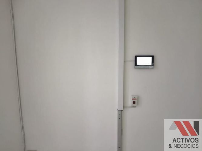 Oficina en arriendo en El Castillo, Medellín, 420 m² · foto 19 de 24