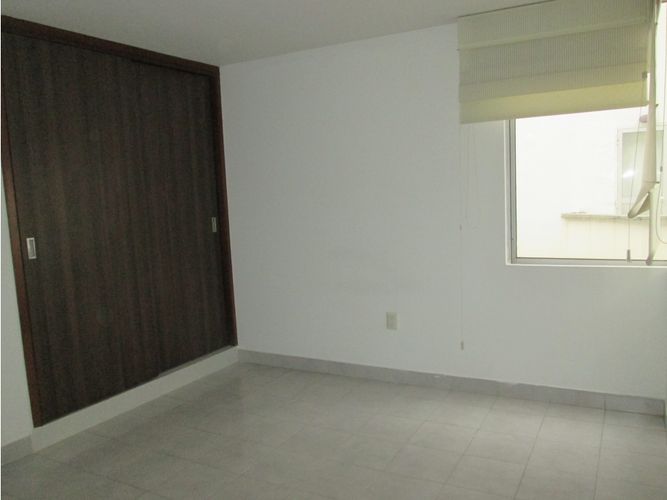 Apartamento de 4 alcobas en venta en Conjunto Residencial La Hacienda, Bucaramanga, 165 m² · foto 15 de 24