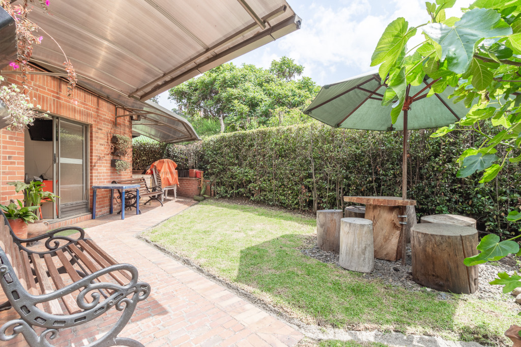 Apartamento en venta en Cerros De Niza, Bogotá · foto 8 de 24