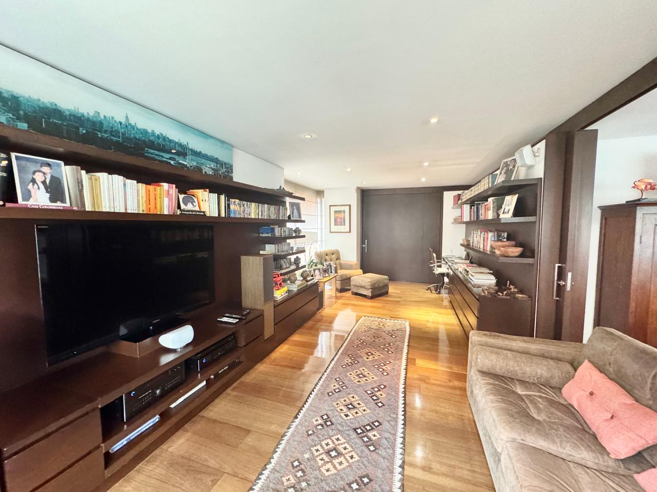 Apartamento en venta en El Chico, Bogotá · foto 7 de 20
