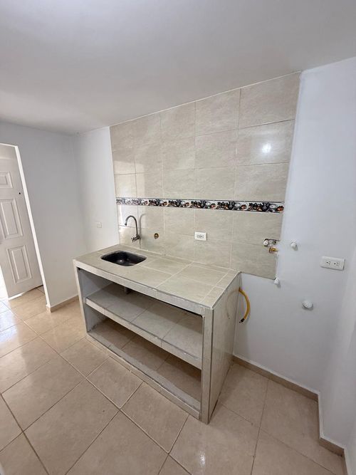 Apartamento de 2 alcobas en venta en Cd. Terranova, Jamundí, 50 m² · foto 2 de 13