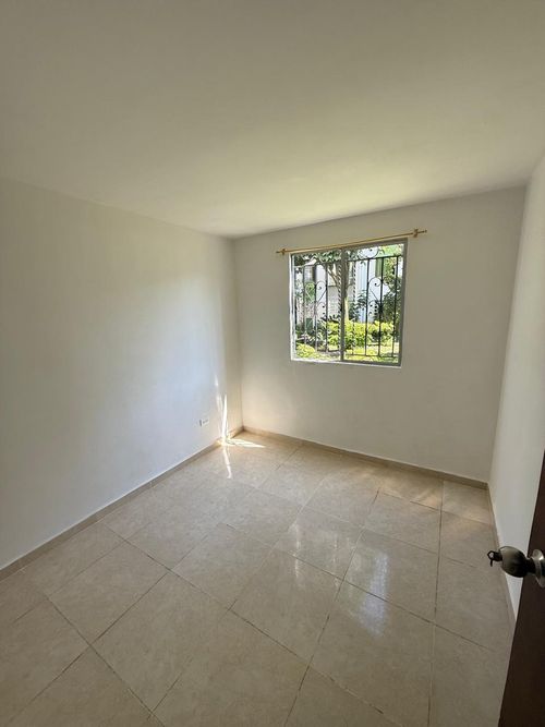 Apartamento de 2 alcobas en venta en Cd. Terranova, Jamundí, 50 m² · foto 7 de 13