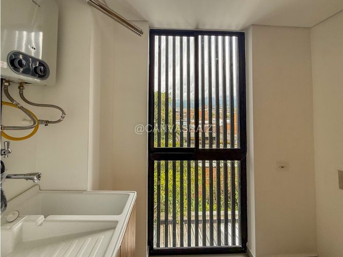 Edificio en venta en La Ceja, 1200 m² · foto 12 de 16