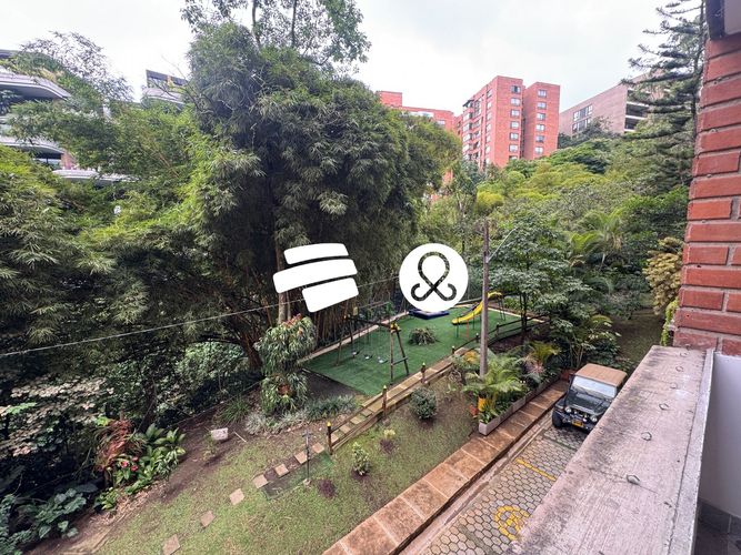 Apartamento de 3 alcobas en venta en Laureles, Medellín, 169 m² · foto 18 de 18