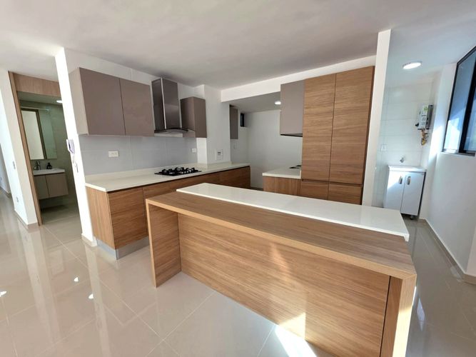 Apartamento de 3 alcobas en venta en Cañaveral, Floridablanca, 120 m² · foto 4 de 12