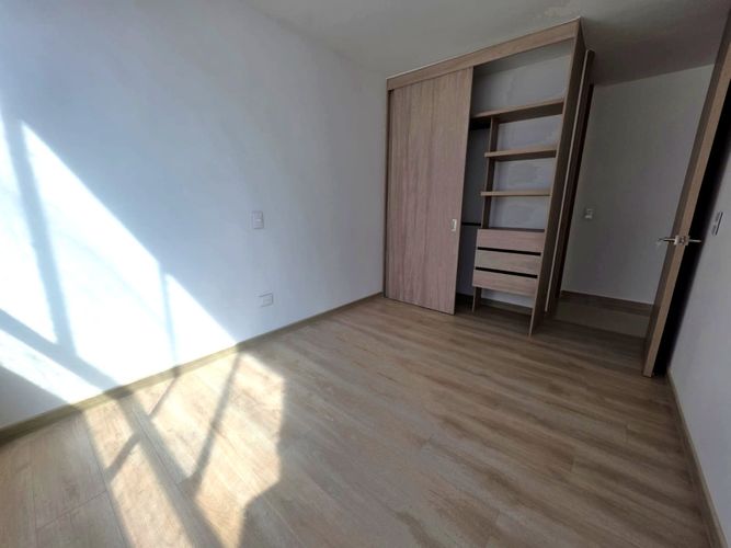 Apartamento de 3 alcobas en venta en Cañaveral, Floridablanca, 120 m² · foto 7 de 12