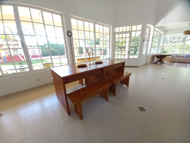 Casa de 6 alcobas en venta en Aparco, Ibagué, 307 m² · foto 6 de 24
