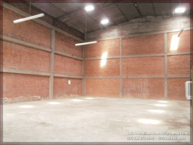 Bodega en venta en Turin, Pereira, 375 m² · foto 7 de 12
