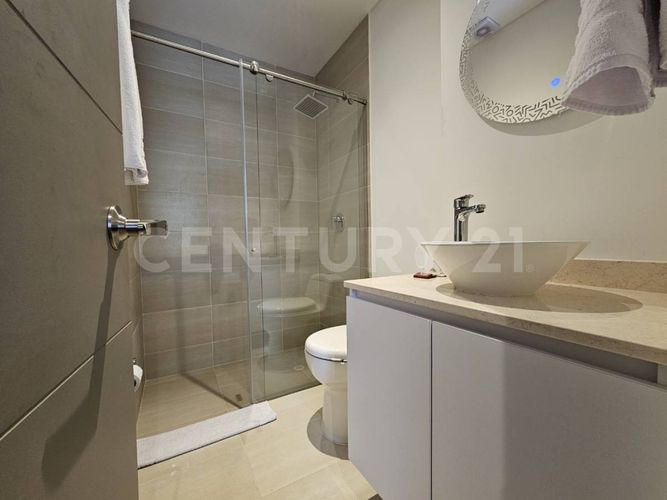 Apartamento de 1 alcoba en venta en Chico Norte, Bogotá, 49 m² · foto 12 de 21