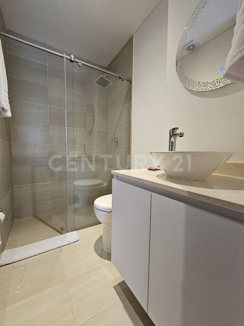 Apartamento de 1 alcoba en venta en Chico Norte, Bogotá, 49 m² · foto 14 de 21