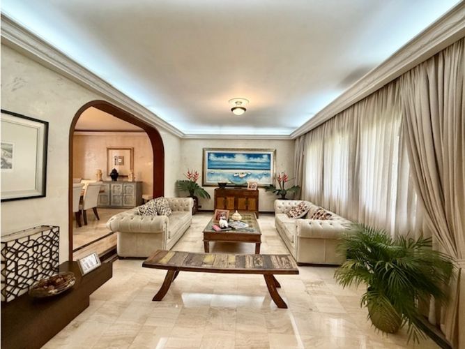 Casa de 5 alcobas en venta en Santa Teresita, Cali, 844 m² · foto 8 de 24