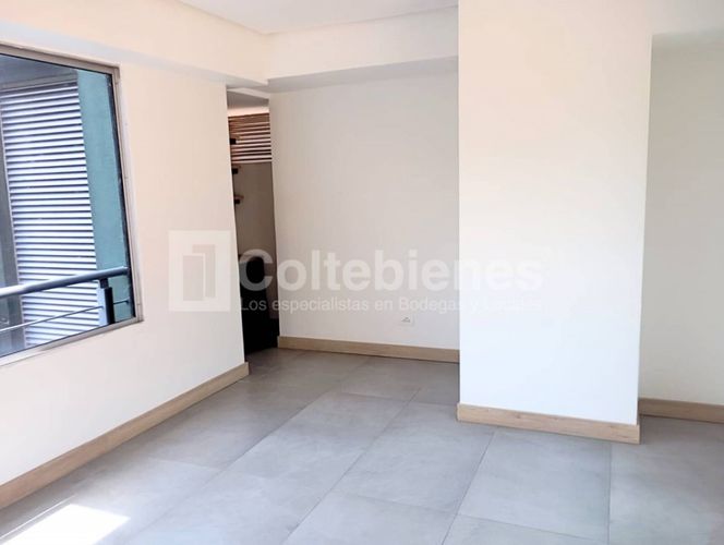 Oficina en arriendo en El Poblado, Medellín, 250 m² · foto 7 de 19