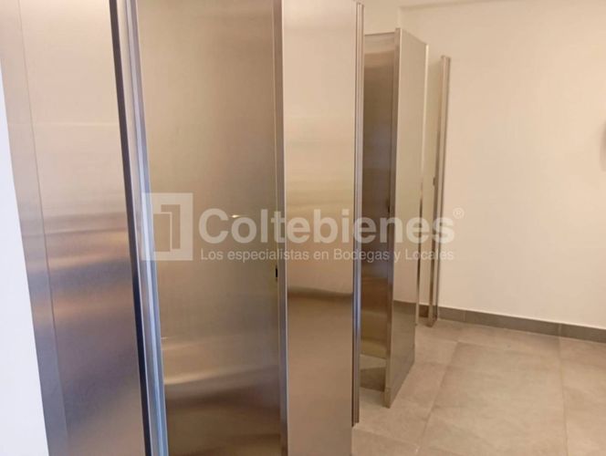 Oficina en arriendo en El Poblado, Medellín, 250 m² · foto 15 de 19