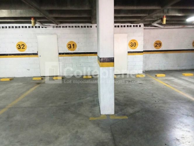 Oficina en arriendo en El Poblado, Medellín, 250 m² · foto 19 de 19