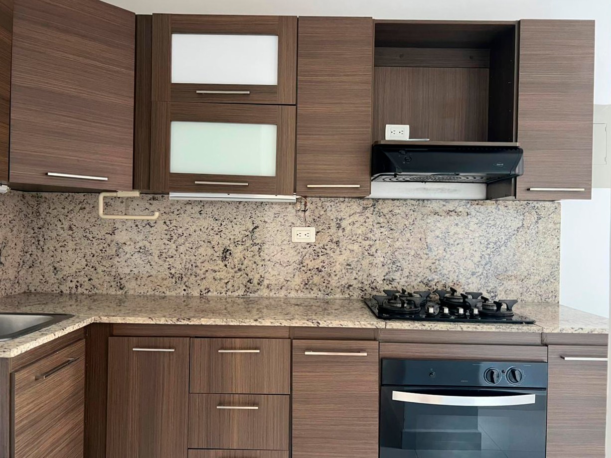 Apartamento en venta en Loma Del Chocho, Envigado · foto 4 de 17