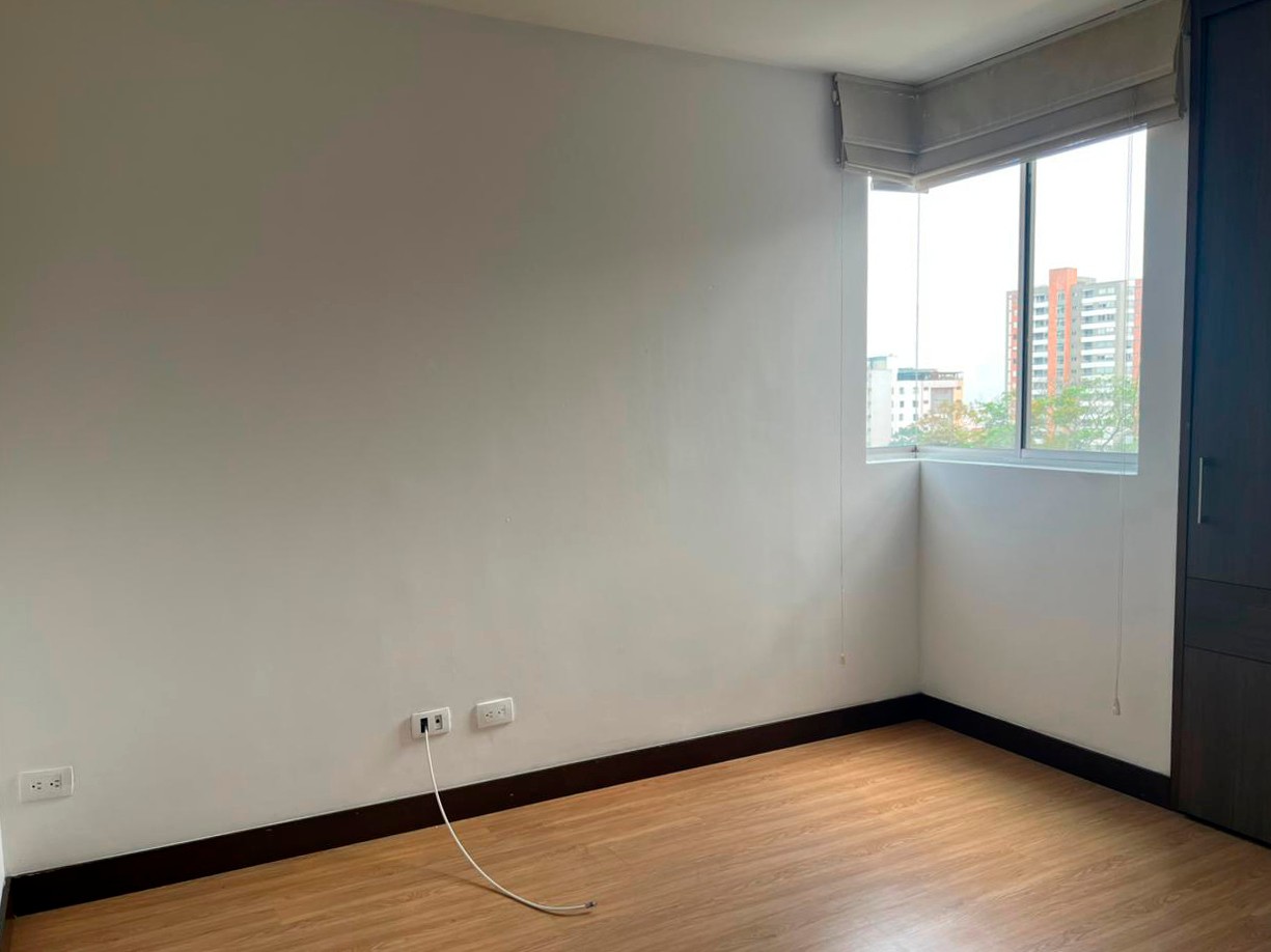 Apartamento en venta en Loma Del Chocho, Envigado · foto 8 de 17