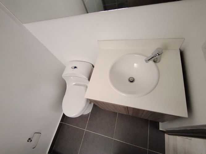 Apartamento de 3 alcobas en arriendo en Villa Carlota, Medellín, 95 m² · foto 6 de 24