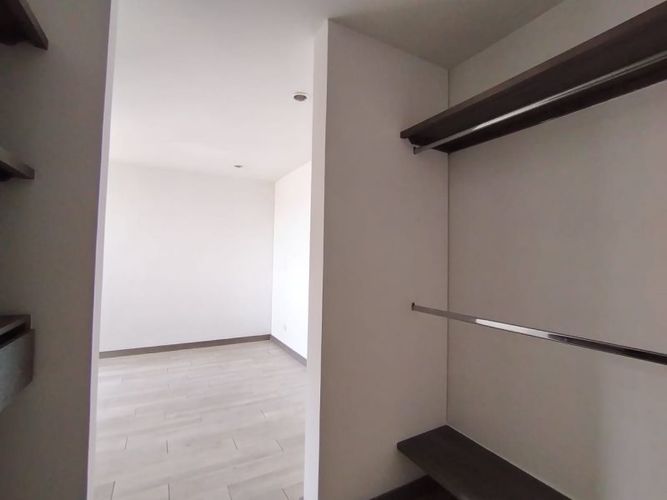 Apartamento de 3 alcobas en arriendo en Villa Carlota, Medellín, 95 m² · foto 7 de 24