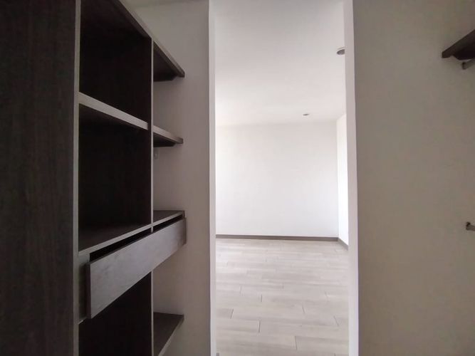 Apartamento de 3 alcobas en arriendo en Villa Carlota, Medellín, 95 m² · foto 11 de 24