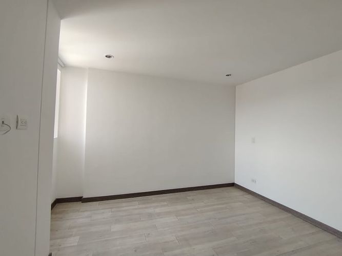 Apartamento de 3 alcobas en arriendo en Villa Carlota, Medellín, 95 m² · foto 14 de 24