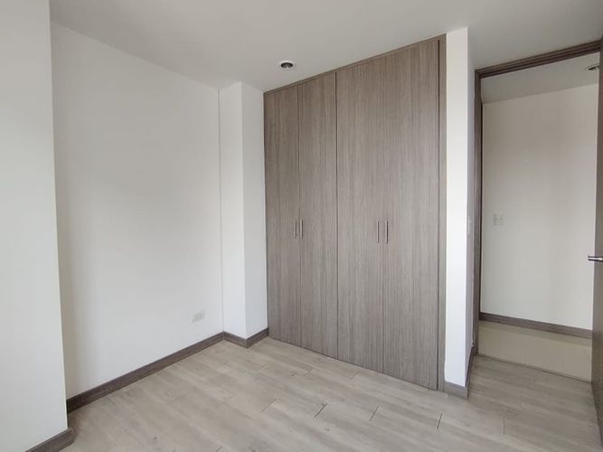 Apartamento de 3 alcobas en arriendo en Villa Carlota, Medellín, 95 m² · foto 16 de 24