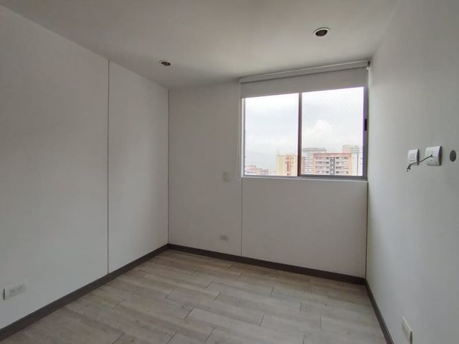Apartamento de 3 alcobas en arriendo en Villa Carlota, Medellín, 95 m² · foto 19 de 24