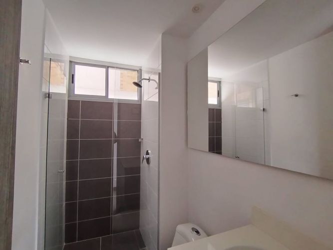 Apartamento de 3 alcobas en arriendo en Villa Carlota, Medellín, 95 m² · foto 20 de 24