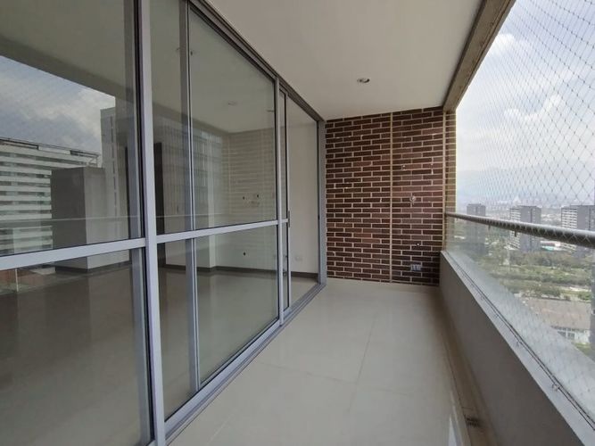 Apartamento de 3 alcobas en arriendo en Villa Carlota, Medellín, 95 m² · foto 24 de 24