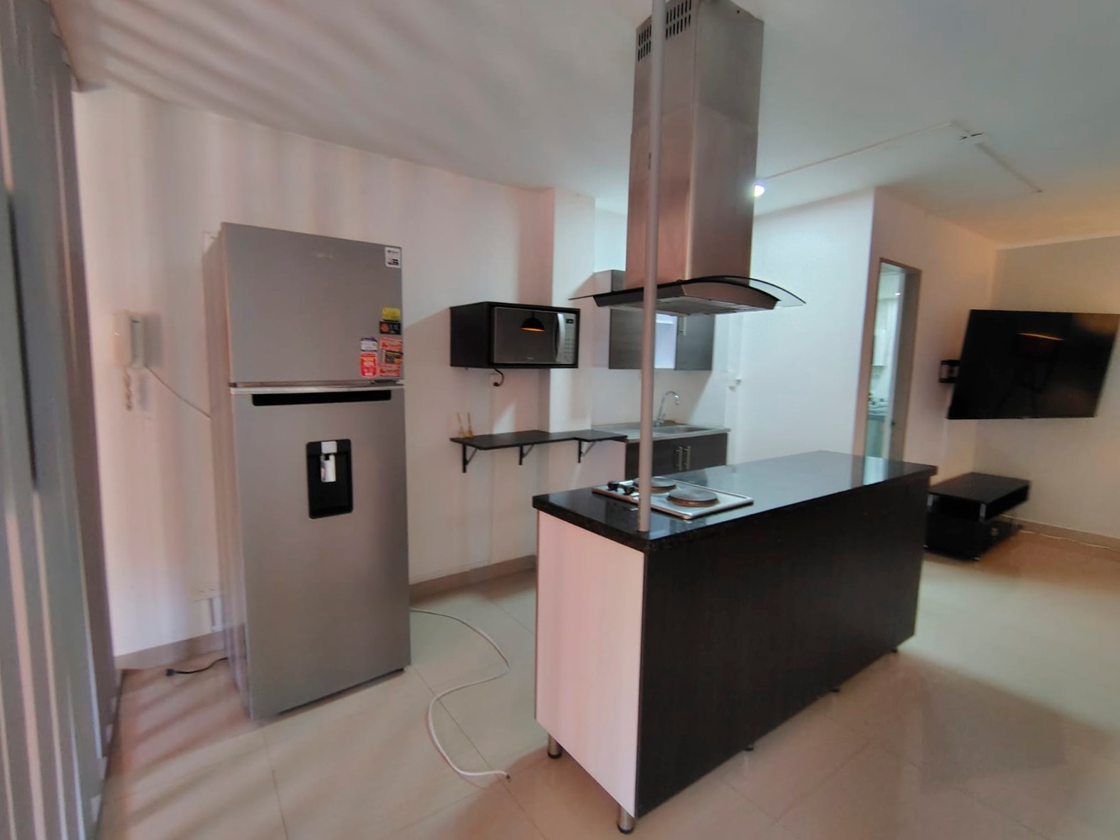 Apartamento en venta en El Poblado, Medellín · foto 4 de 10