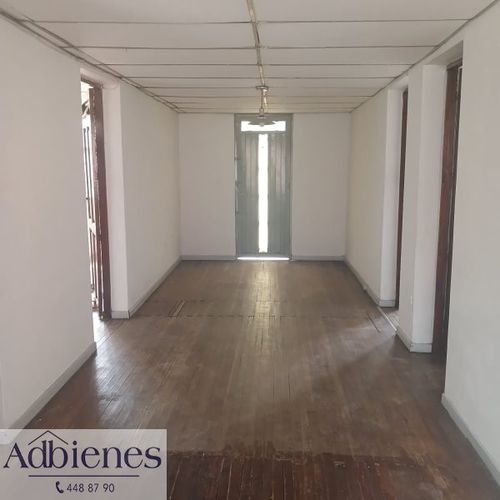 Casa de 4 alcobas en venta en Laureles, Medellín, 250 m² · foto 13 de 15
