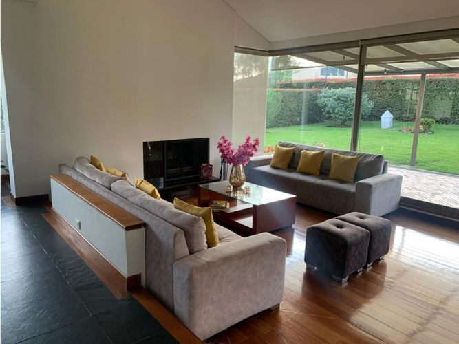 Casa de 3 alcobas en venta en Siberia, Cota, 256 m² · foto 3 de 21
