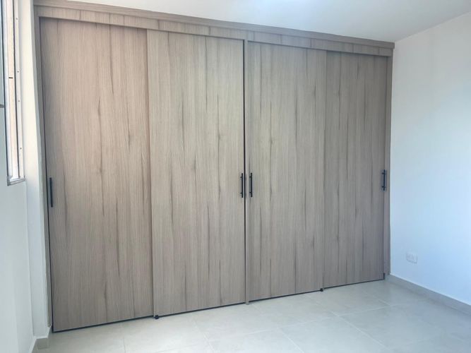 Apartamento de 3 alcobas en venta en Tres Esquinas, Sabaneta, 55 m² · foto 10 de 19