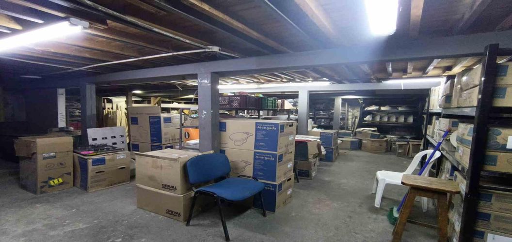 Bodega en arriendo en El Centro, Manizales, 1233 m² · foto 2 de 13