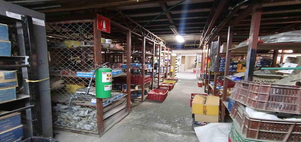 Bodega en arriendo en El Centro, Manizales, 1233 m² · foto 3 de 13