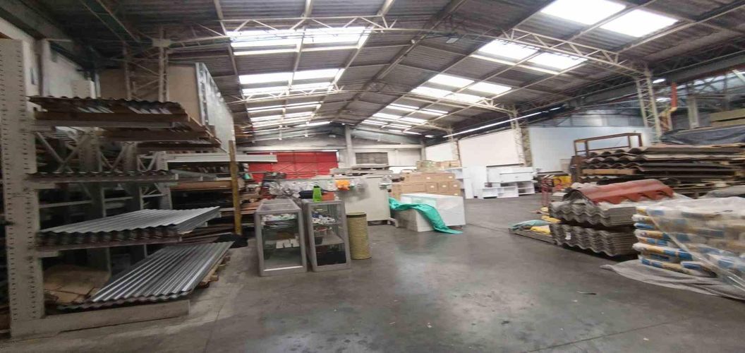 Bodega en arriendo en El Centro, Manizales, 1233 m² · foto 5 de 13