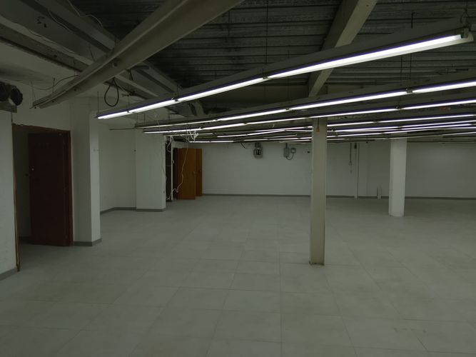 Oficina en arriendo en El Poblado, Medellín, 800 m² · foto 12 de 19