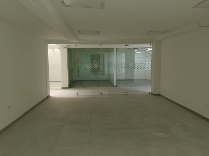 Oficina en arriendo en El Poblado, Medellín, 800 m² · foto 13 de 19