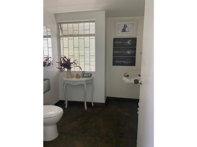 Casa en venta en El Lago, Bogotá, 225 m² · foto 14 de 15