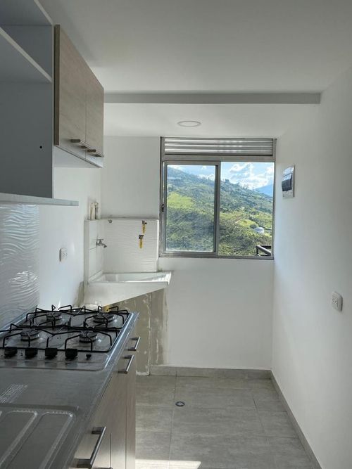 Apartamento de 3 alcobas en venta en Machado, Copacabana, 61 m² · foto 2 de 12