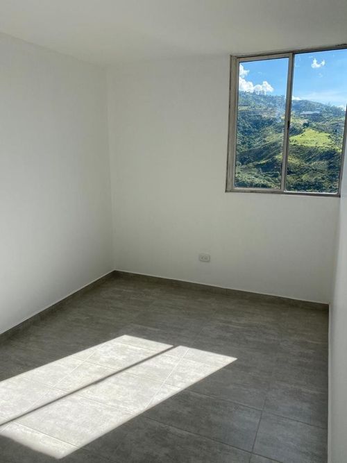 Apartamento de 3 alcobas en venta en Machado, Copacabana, 61 m² · foto 5 de 12