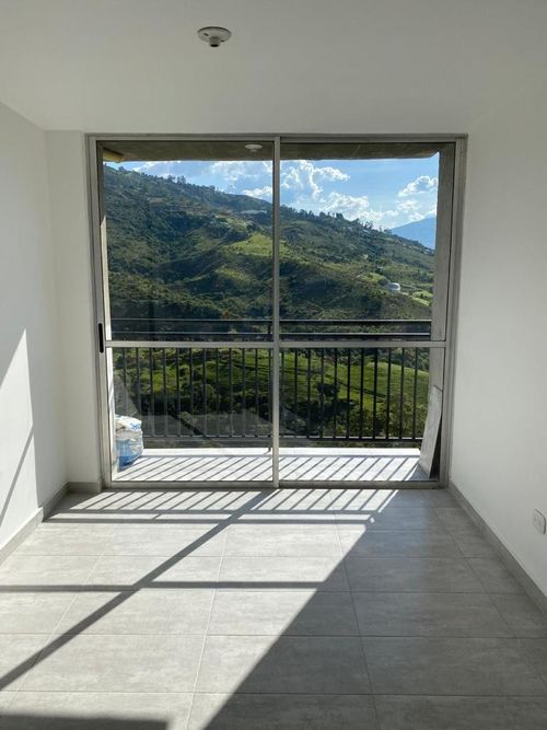 Apartamento de 3 alcobas en venta en Machado, Copacabana, 61 m² · foto 11 de 12