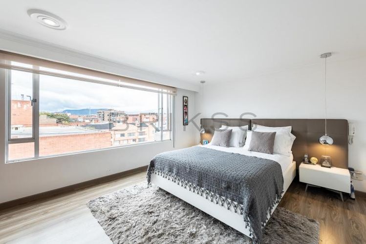 Apartamento en venta en Santa Barbara Occidental, Bogotá · foto 9 de 16