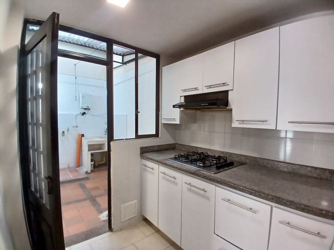 Casa de 4 alcobas en arriendo en Jardines De Tanambi, Pereira, 180 m² · foto 3 de 14