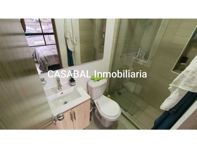Apartamento de 2 alcobas en venta en Bella Vista, Bogotá, 64 m² · foto 6 de 12