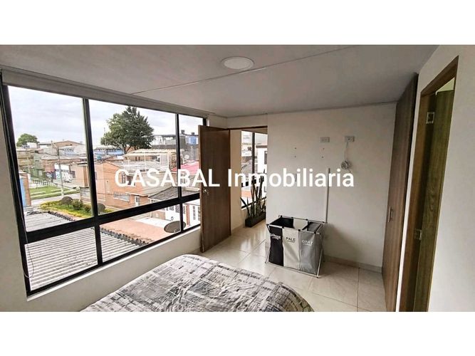 Apartamento de 2 alcobas en venta en Bella Vista, Bogotá, 64 m² · foto 8 de 12