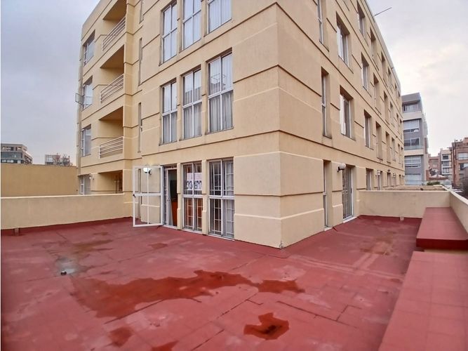 Apartaestudio en venta en Santa Barbara, Bogotá, 44 m² · foto 2 de 12