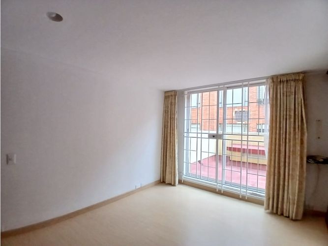Apartaestudio en venta en Santa Barbara, Bogotá, 44 m² · foto 10 de 12