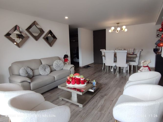 Apartamento de 2 alcobas en venta en Cedritos, Bogotá, 93 m² · foto 2 de 19
