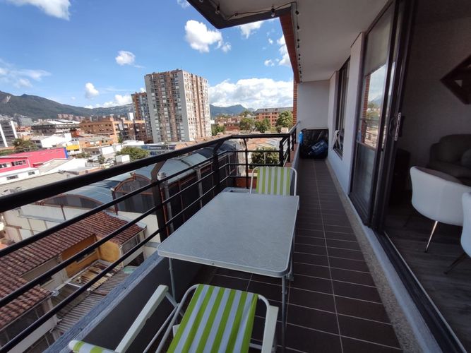 Apartamento de 2 alcobas en venta en Cedritos, Bogotá, 93 m² · foto 4 de 19